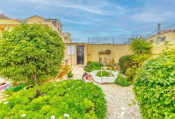 Resale - Apartment - Torrevieja - El chaparral