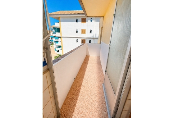 Resale - Apartment - Torrevieja - La Mata