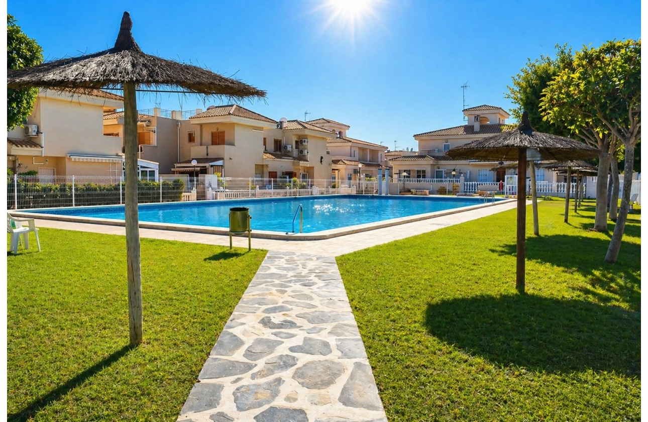 Resale - Apartment - Orihuela Costa - Playa Flamenca