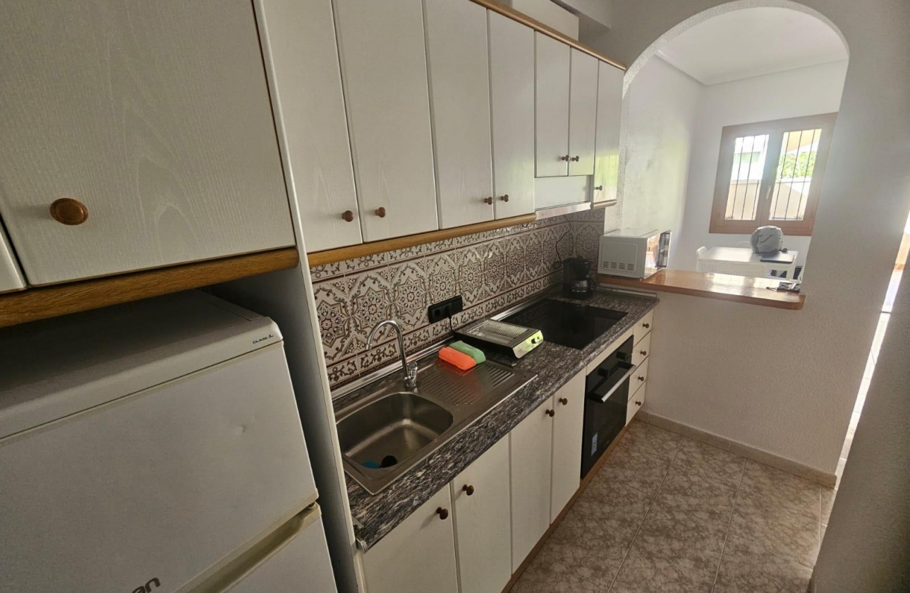 Resale - Apartment - Orihuela Costa - Playa Flamenca