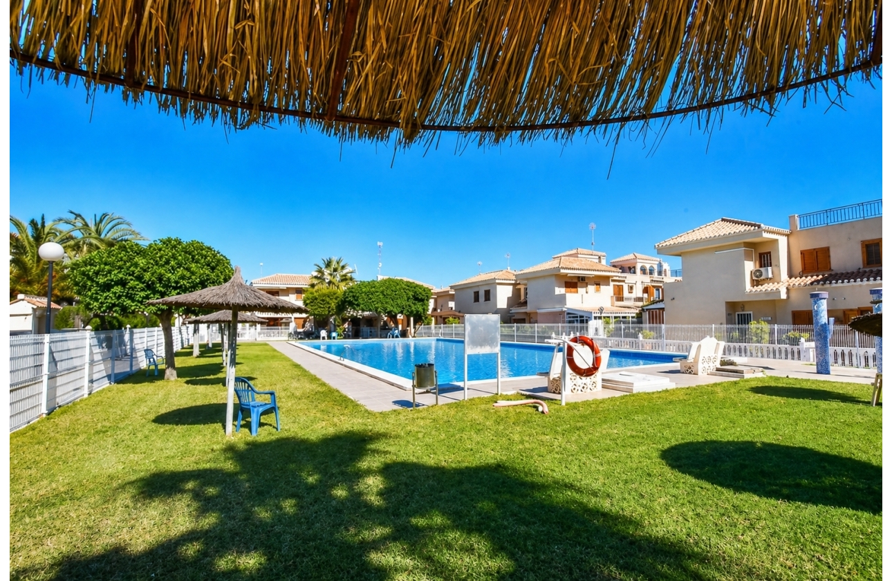 Resale - Apartment - Orihuela Costa - Playa Flamenca