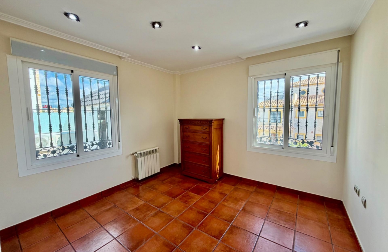 Resale - Semi - Orihuela Costa - La Zenia