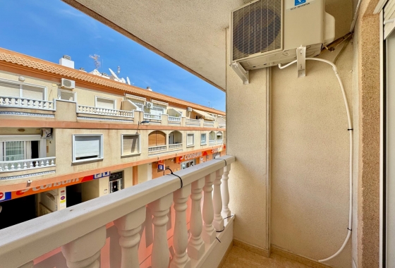 Resale - Apartment - Torrevieja - Centro