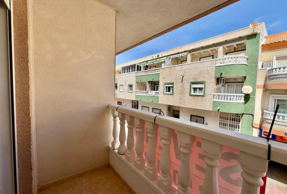 Resale - Apartment - Torrevieja - Centro