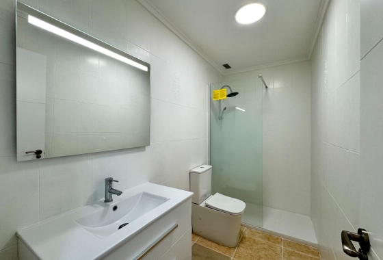 Resale - Apartment - Torrevieja - Centro