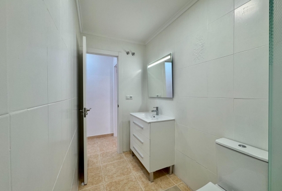 Resale - Apartment - Torrevieja - Centro