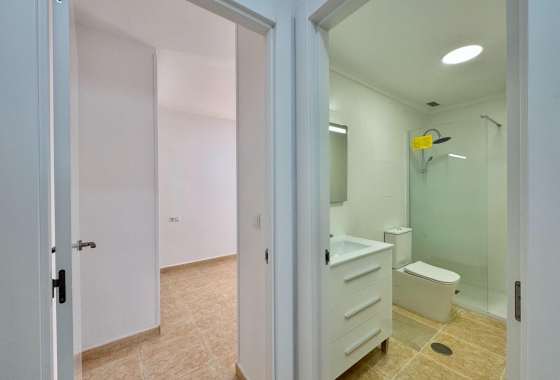 Resale - Apartment - Torrevieja - Centro