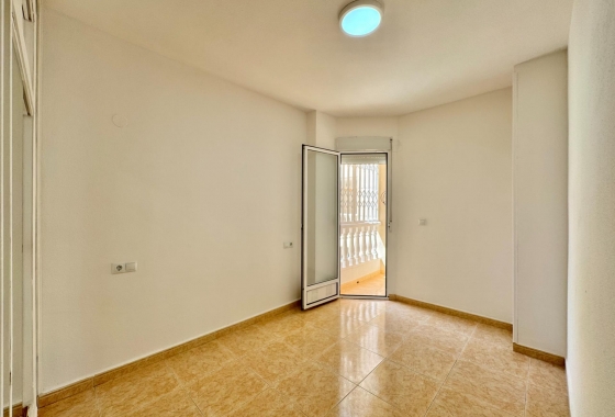 Resale - Apartment - Torrevieja - Centro
