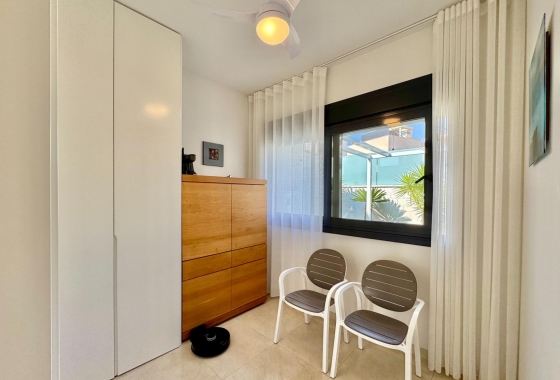 Resale - Villa - San Miguel de Salinas - Bellavista