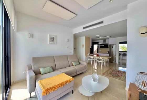 Resale - Villa - San Miguel de Salinas - Bellavista