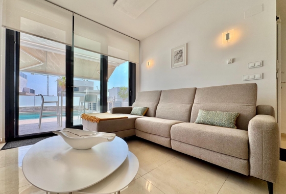 Resale - Villa - San Miguel de Salinas - Bellavista