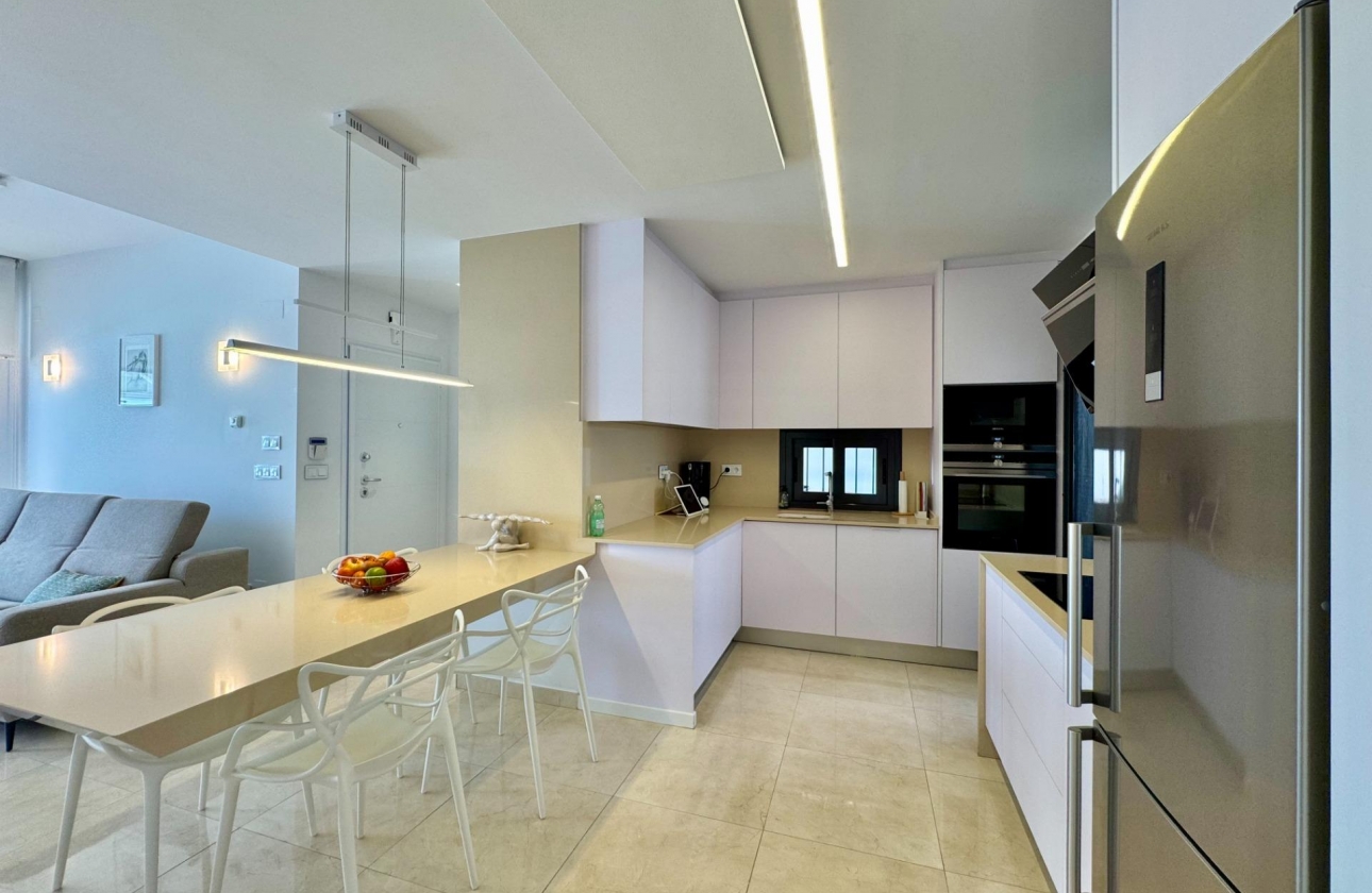 Resale - Villa - San Miguel de Salinas - Bellavista