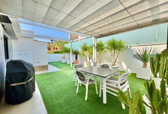 Resale - Villa - San Miguel de Salinas - Bellavista