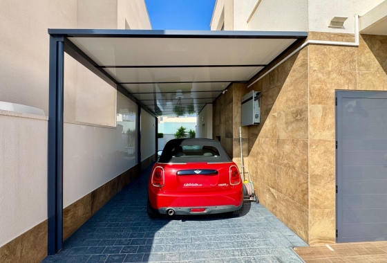 Resale - Villa - San Miguel de Salinas - Bellavista