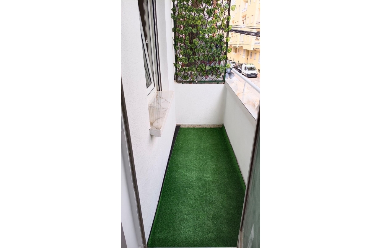 Resale - Apartment - Torrevieja - Centro