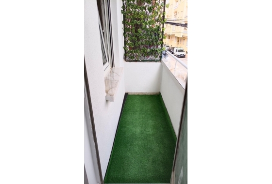 Resale - Apartment - Torrevieja - Centro