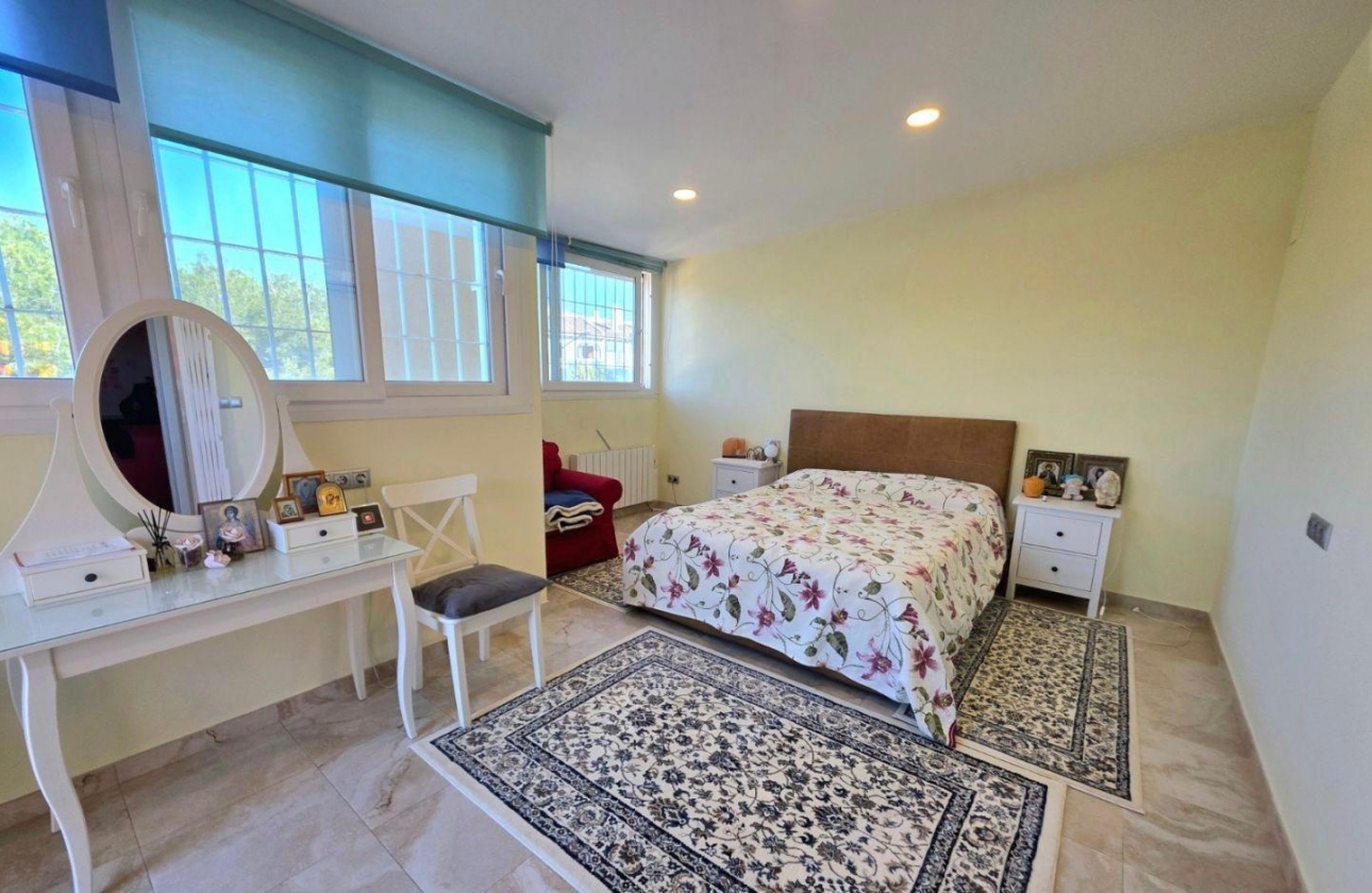 Resale - Villa - Dehesa de campoamor - Campoamor