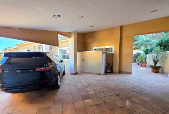Resale - Villa - Dehesa de campoamor - Campoamor