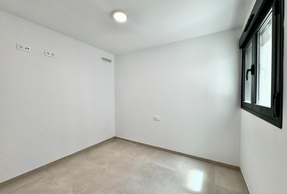 Resale - Apartment - Alicante - La Florida