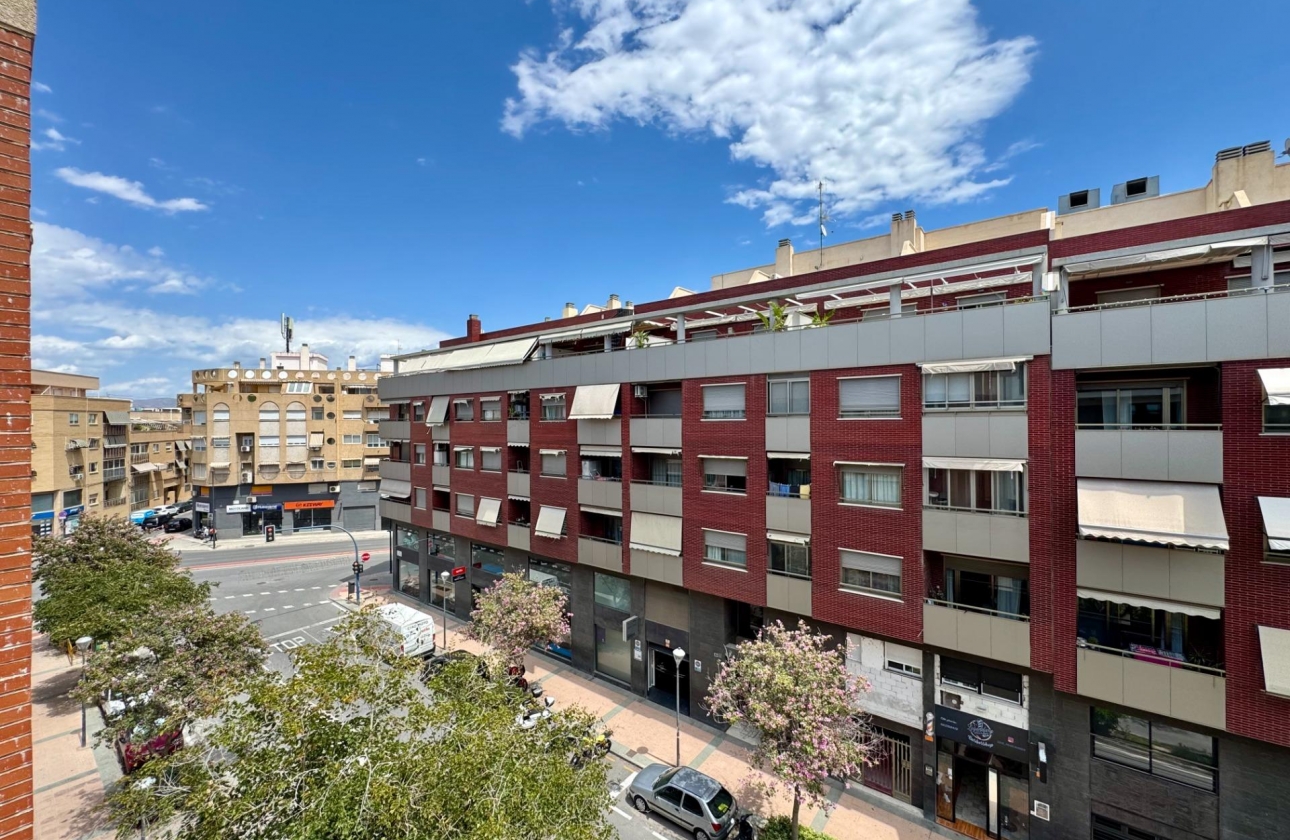 Resale - Apartment - Alicante - La Florida