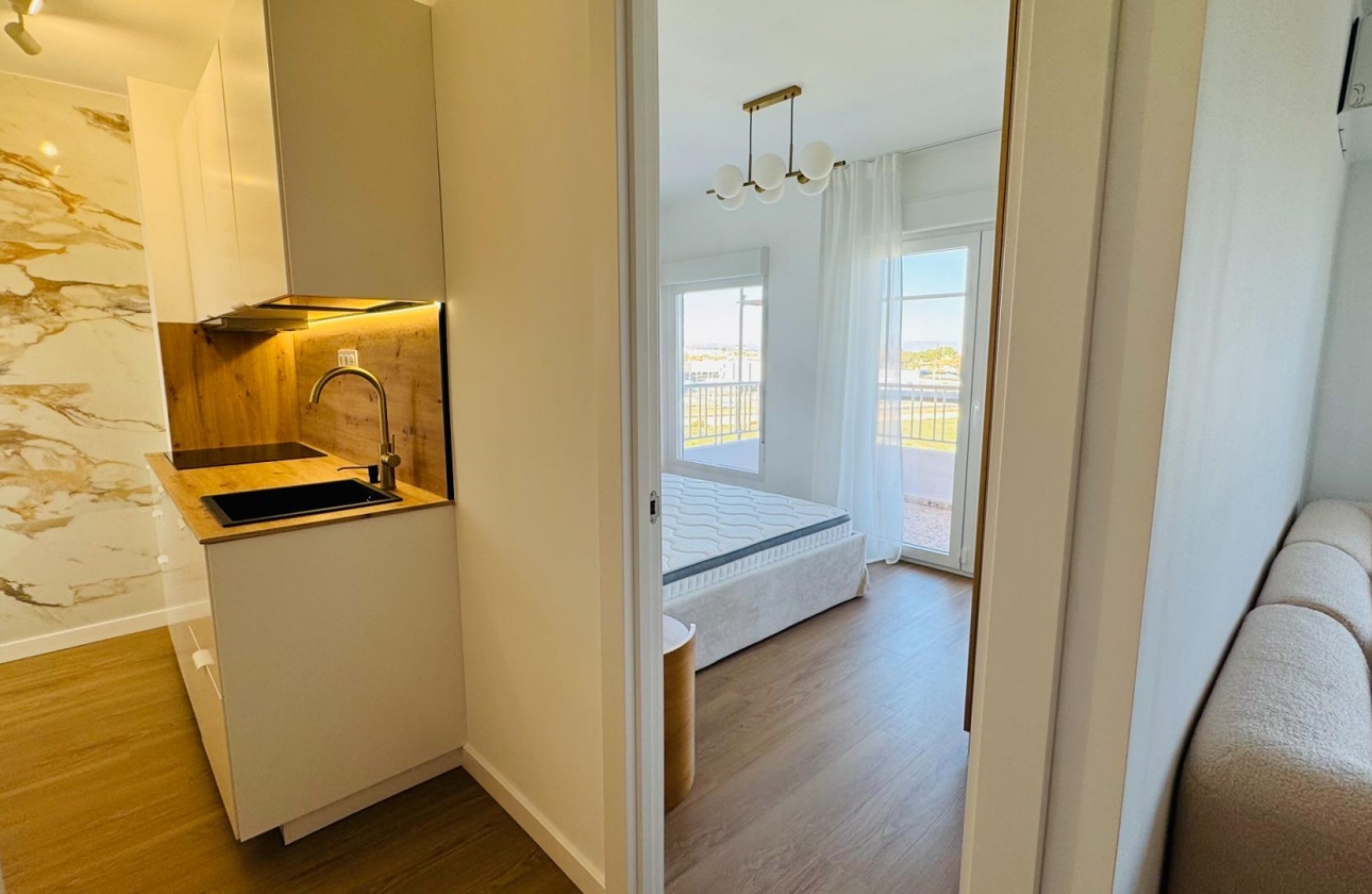 Resale - Penthouse - Torrevieja - Punta prima