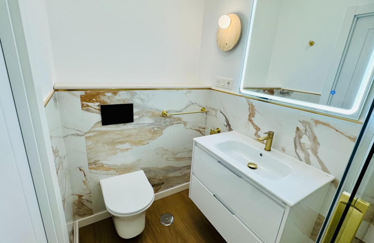 Resale - Penthouse - Torrevieja - Punta prima