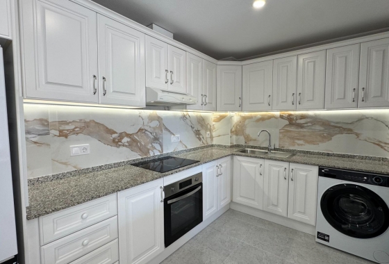 Resale - Apartment - Orihuela Costa - Villamartín-Las Filipinas
