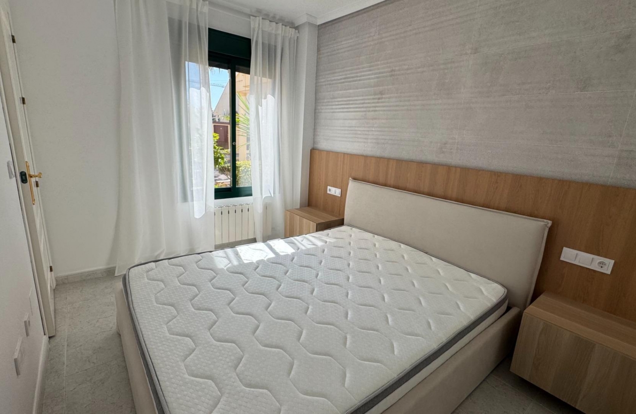 Resale - Apartment - Orihuela Costa - Villamartín-Las Filipinas