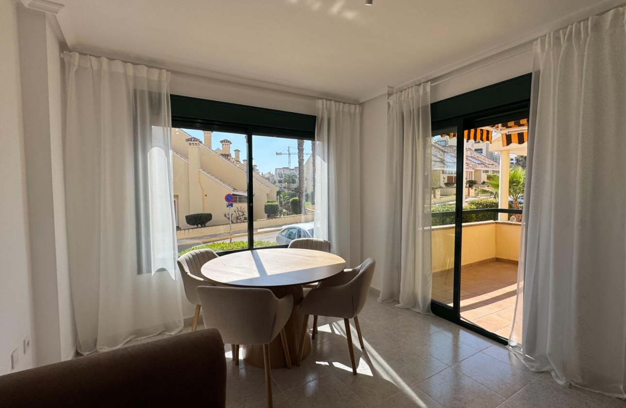 Resale - Apartment - Orihuela Costa - Villamartín-Las Filipinas