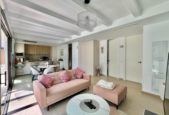 Resale - Villa - San Miguel de Salinas - Blue Lagoon - Galán