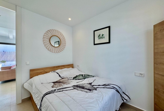 Resale - Villa - San Miguel de Salinas - Blue Lagoon - Galán