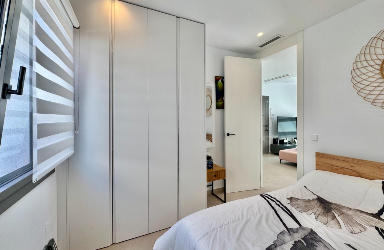 Resale - Villa - San Miguel de Salinas - Blue Lagoon - Galán