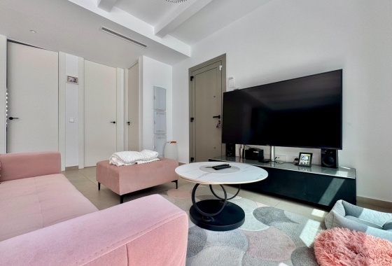 Resale - Villa - San Miguel de Salinas - Blue Lagoon - Galán