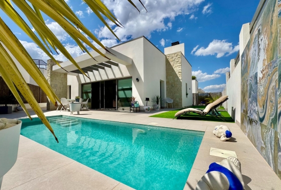 Resale - Villa - San Miguel de Salinas - Blue Lagoon - Galán