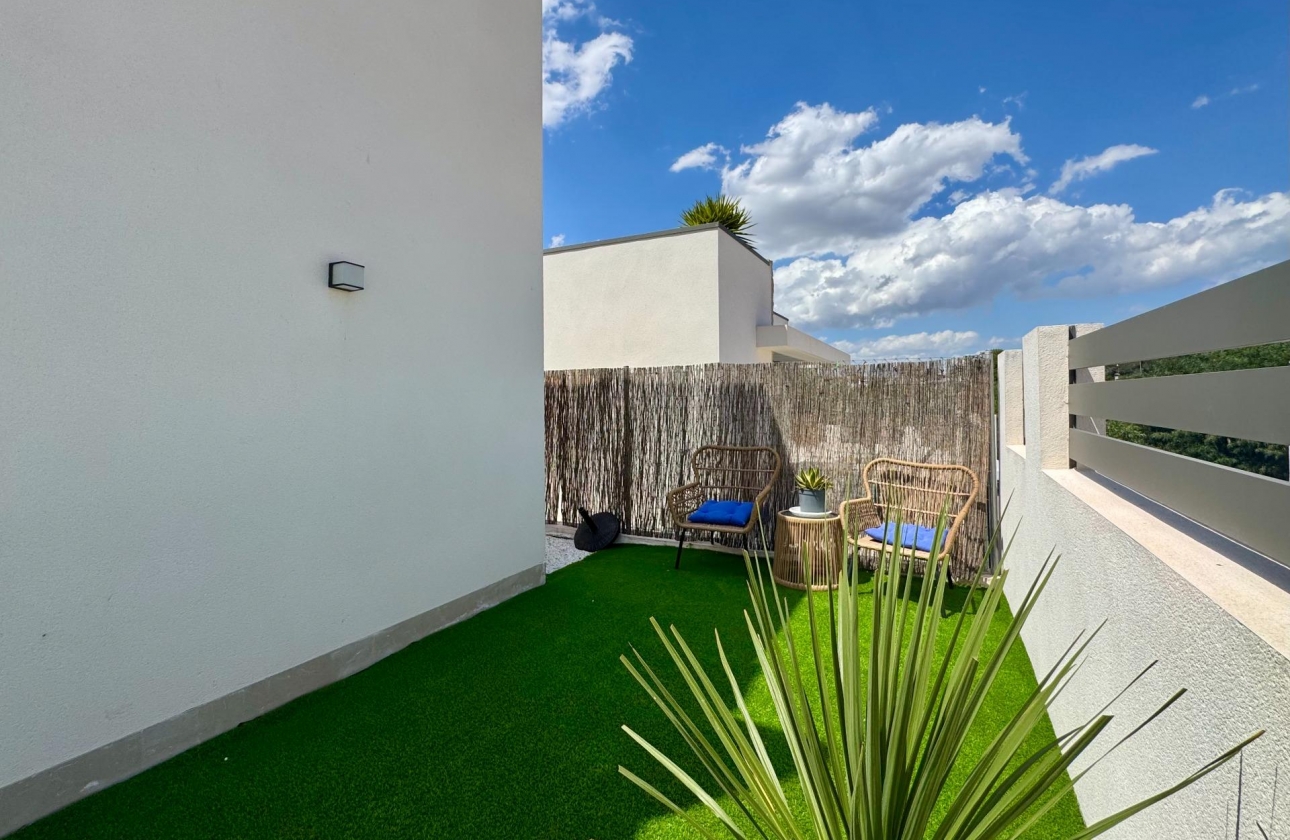 Resale - Villa - San Miguel de Salinas - Blue Lagoon - Galán