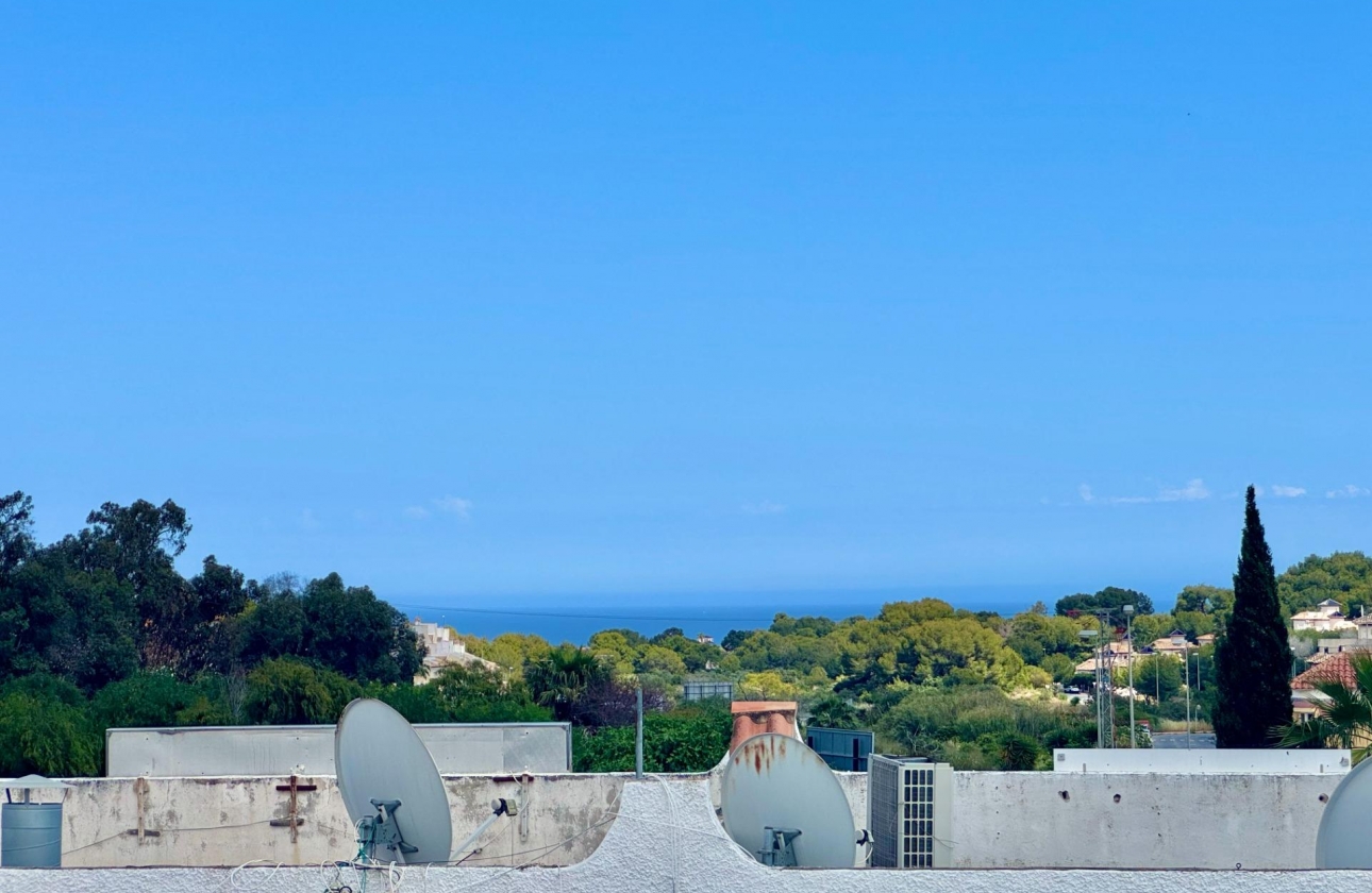 Resale - Villa - San Miguel de Salinas - Blue Lagoon - Galán
