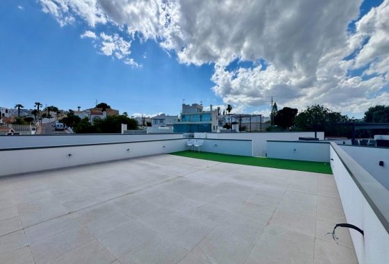 Resale - Villa - San Miguel de Salinas - Blue Lagoon - Galán