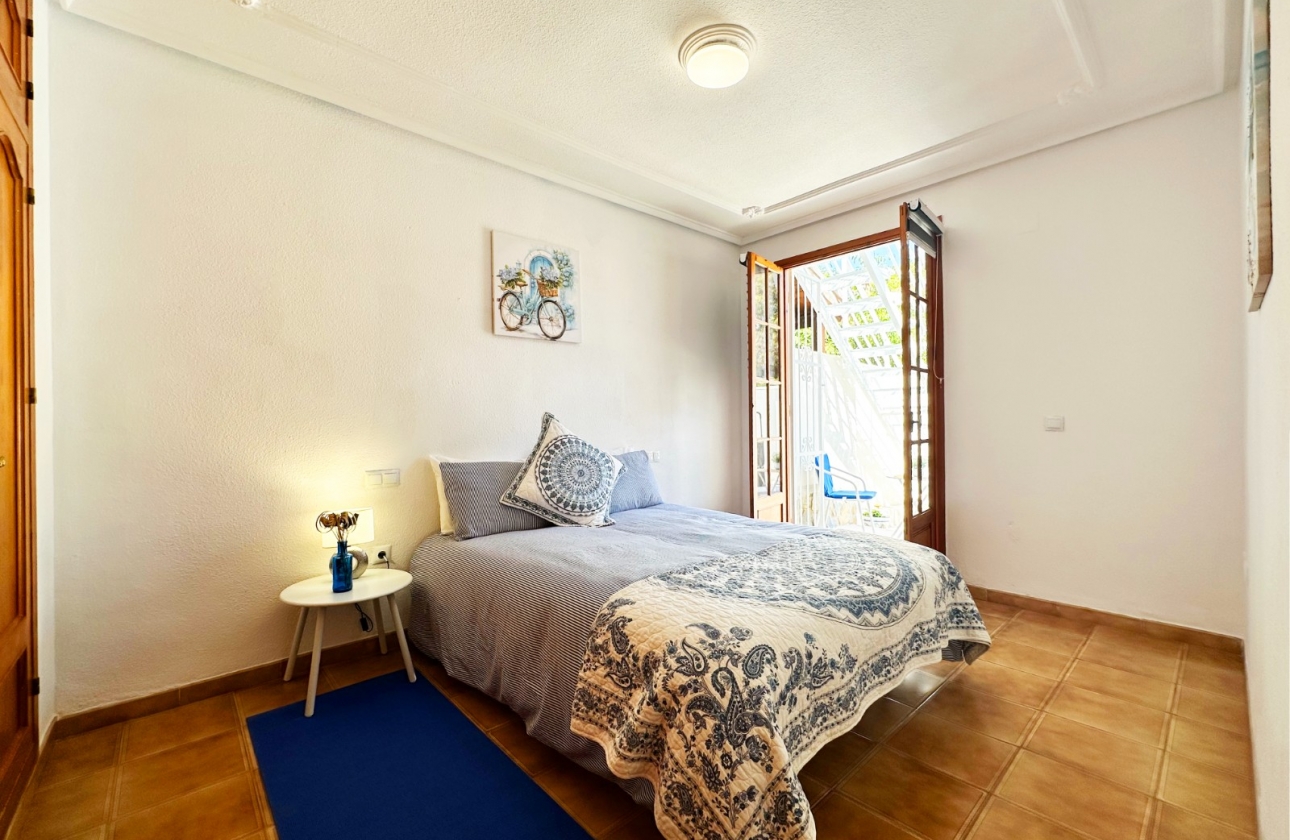 Resale - Townhouse - Orihuela Costa - La Zenia