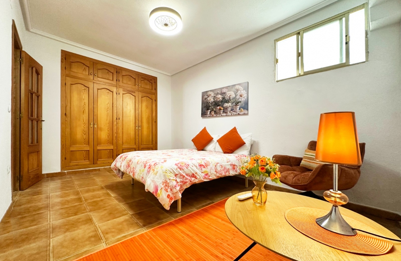 Resale - Townhouse - Orihuela Costa - La Zenia