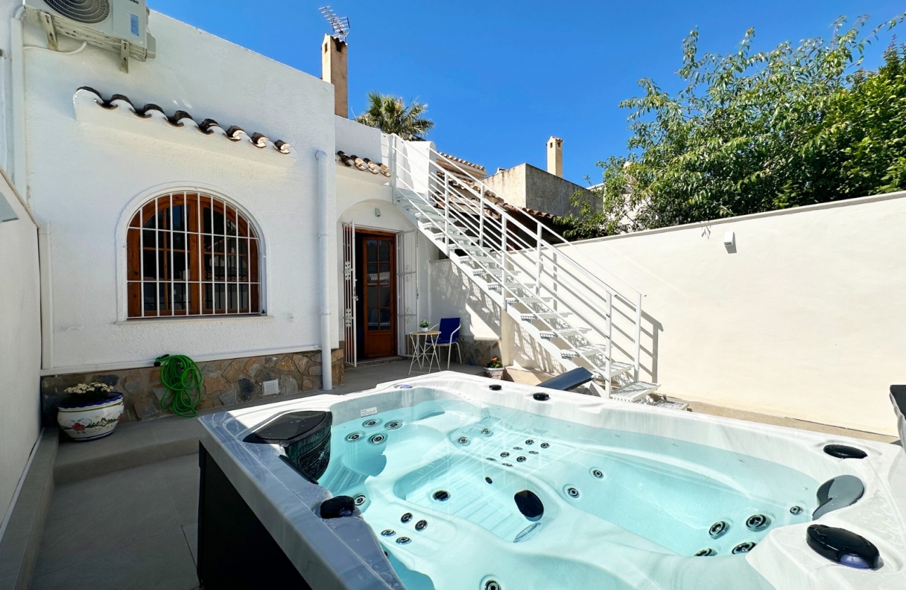 Resale - Townhouse - Orihuela Costa - La Zenia
