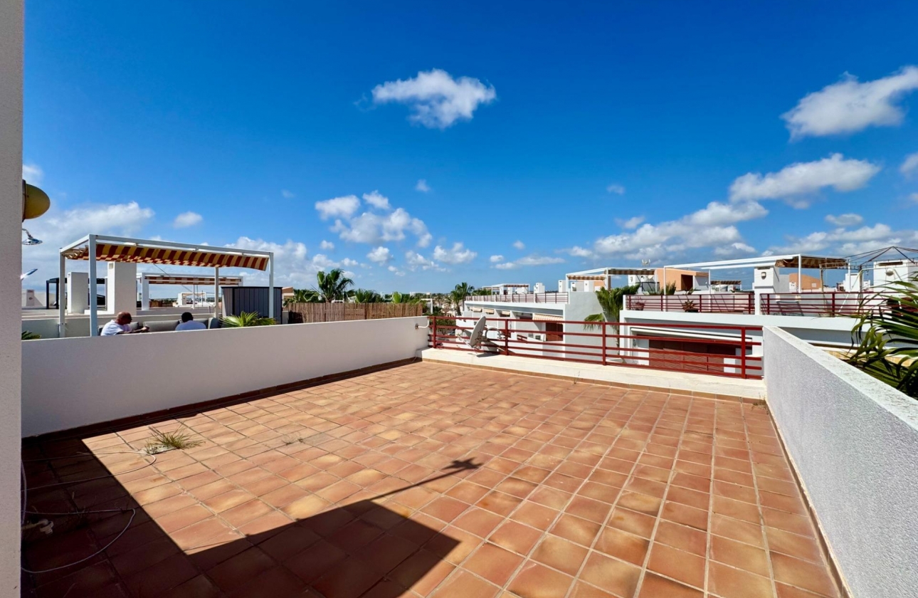 Resale - Apartment - Orihuela Costa - Punta Prima