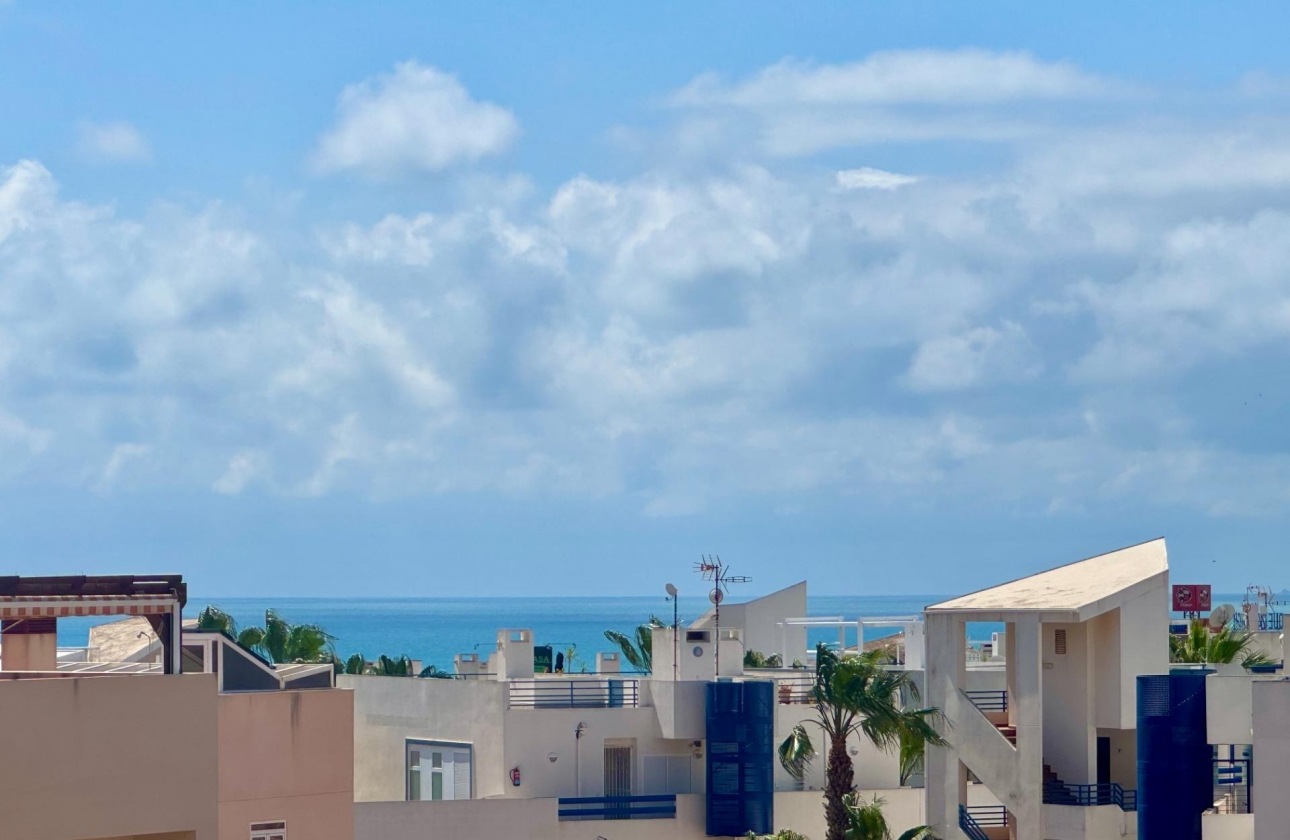 Resale - Apartment - Orihuela Costa - Punta Prima