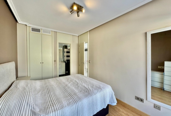 Resale - Apartment - Orihuela Costa - Punta Prima