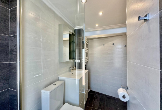 Resale - Apartment - Orihuela Costa - Punta Prima
