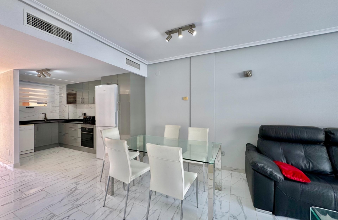 Resale - Apartment - Orihuela Costa - Punta Prima