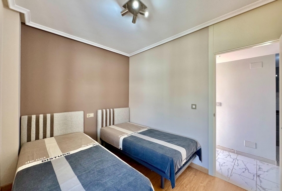 Resale - Apartment - Orihuela Costa - Punta Prima