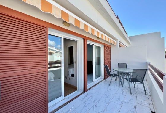 Resale - Apartment - Orihuela Costa - Punta Prima