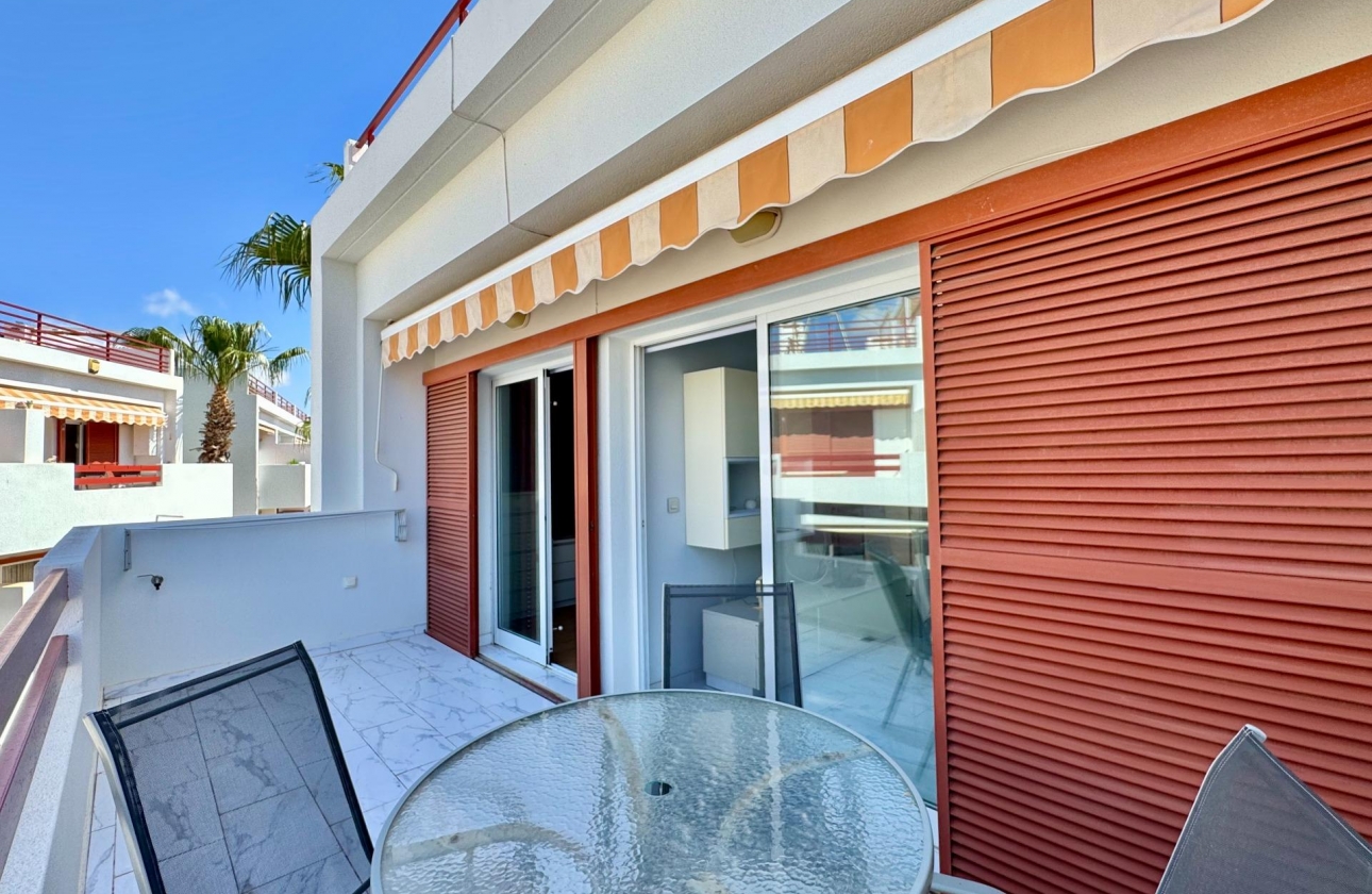 Resale - Apartment - Orihuela Costa - Punta Prima