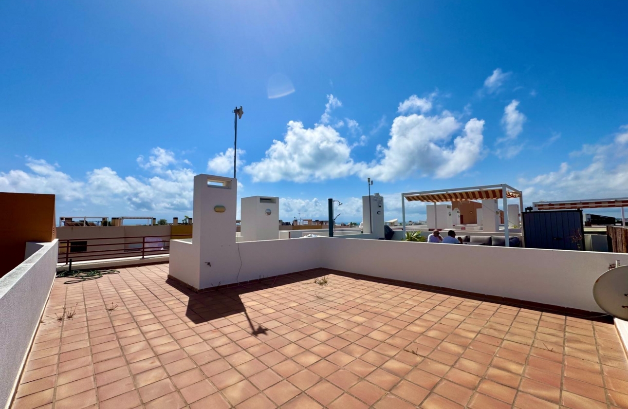 Resale - Apartment - Orihuela Costa - Punta Prima