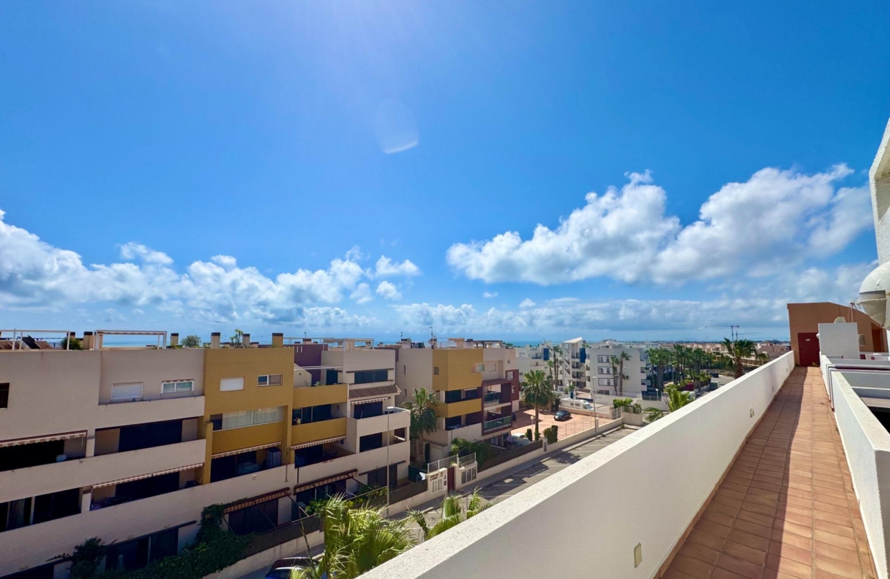 Resale - Apartment - Orihuela Costa - Punta Prima